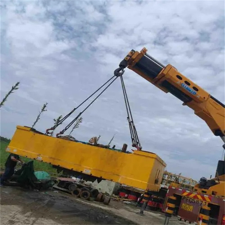 玉田县随车吊吊集装箱怎么吊